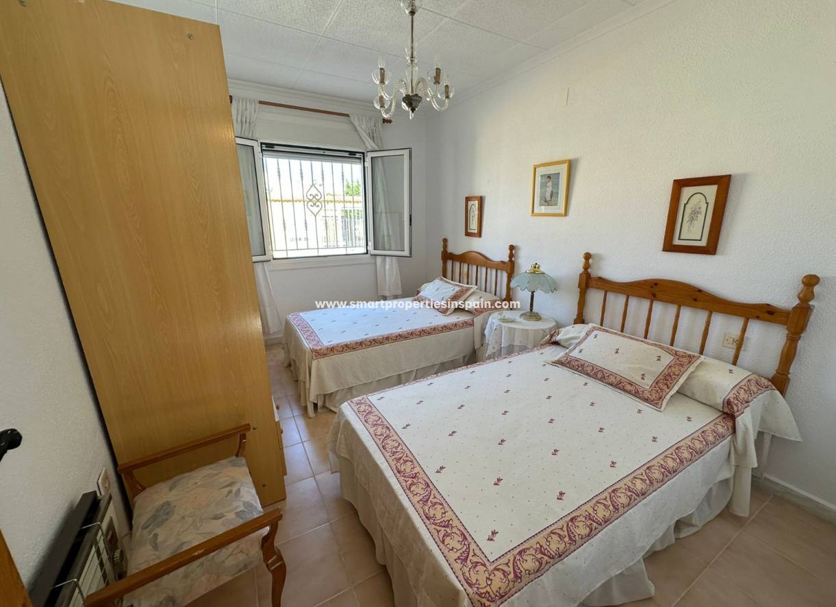 Resale - Detached Villa - La Marina - Urbanización La Marina