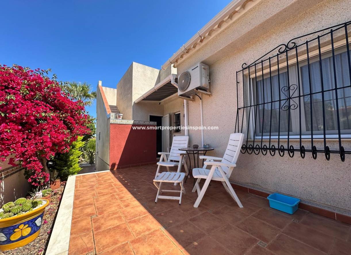 Resale - Detached Villa - La Marina - Urbanización La Marina