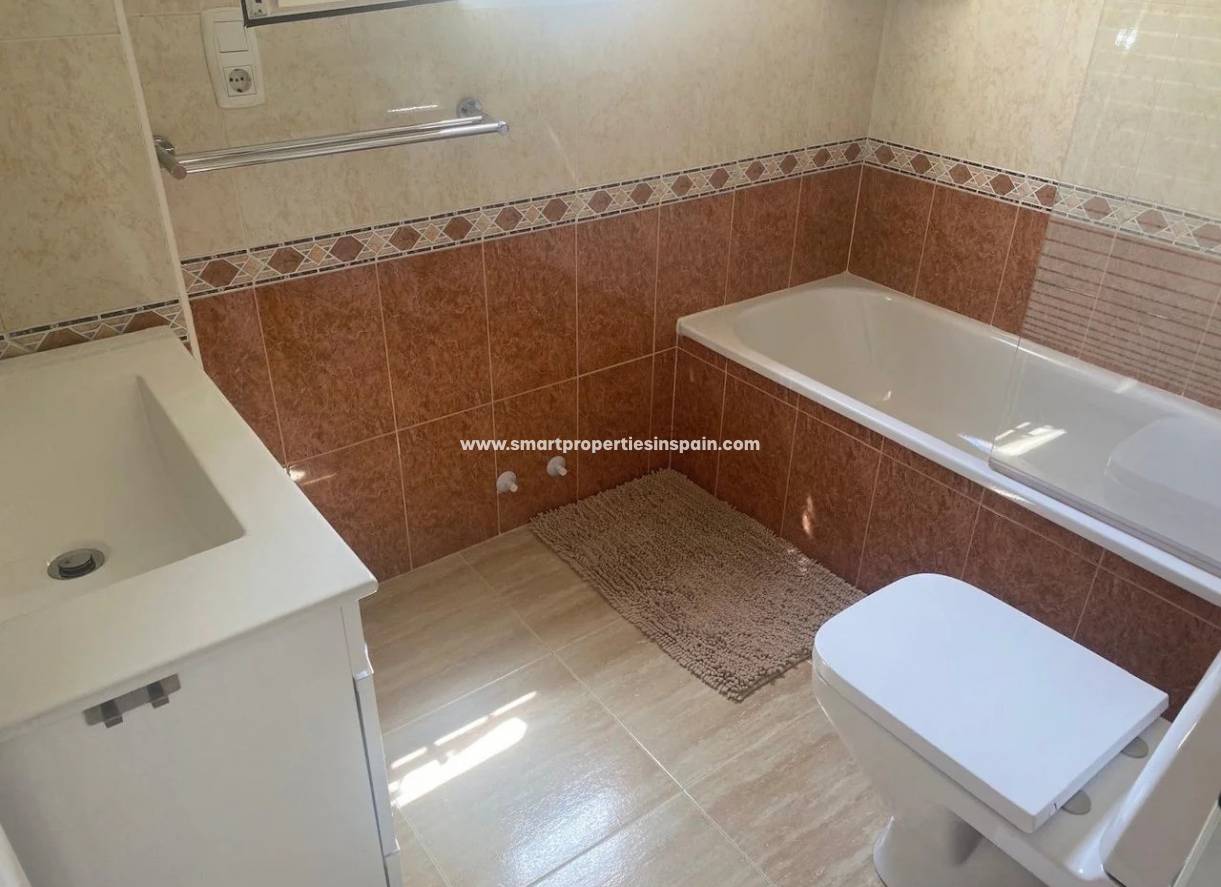 Resale - Detached Villa - La Marina - Urbanización La Marina