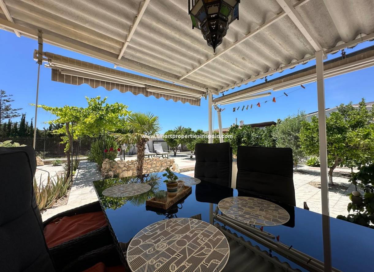 Resale - Detached Villa - La Marina - Urbanización La Marina