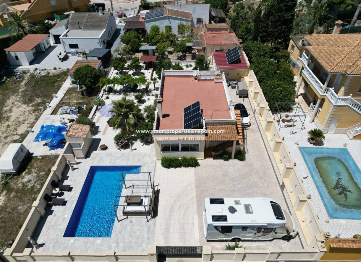 Resale - Detached Villa - La Marina - Urbanización La Marina