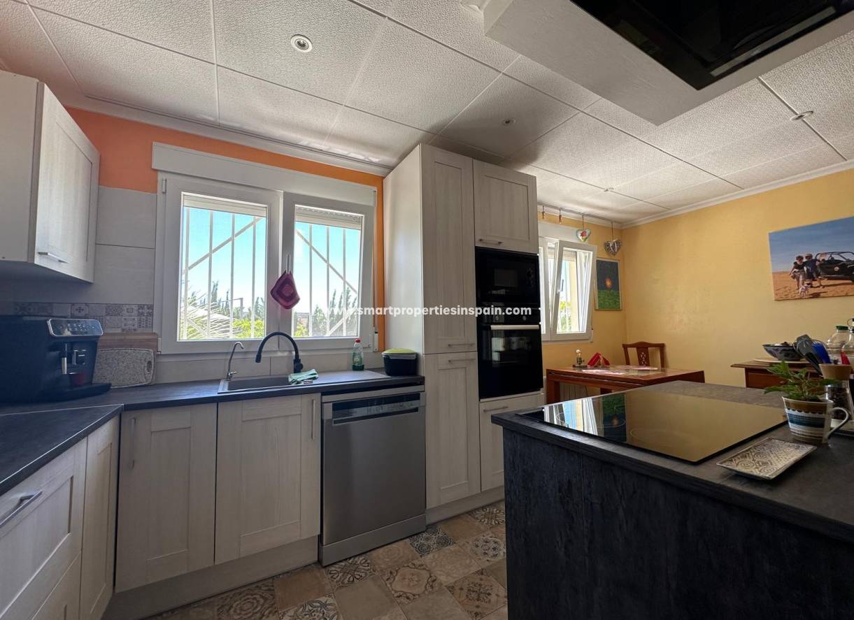 Resale - Detached Villa - La Marina - Urbanización La Marina