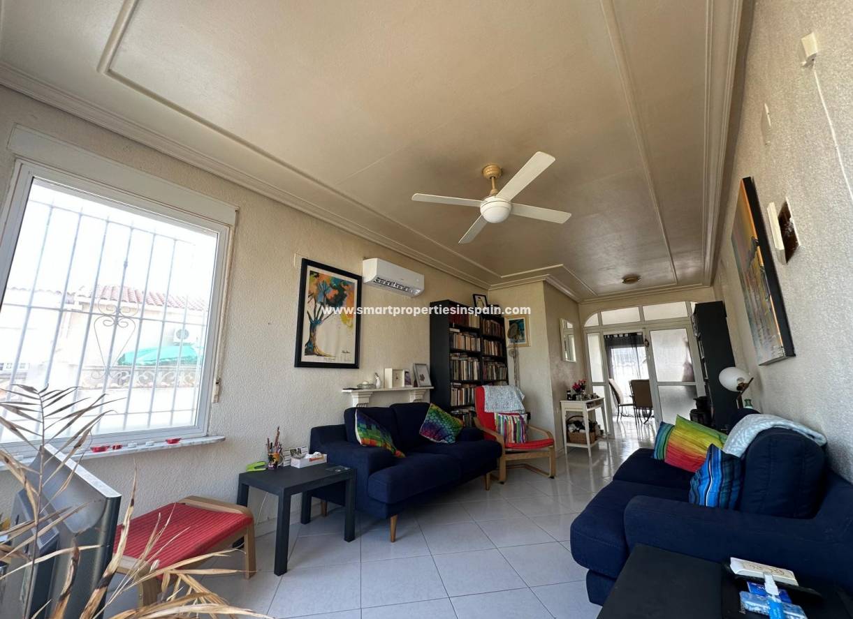 Resale - Detached Villa - La Marina - Urbanización La Marina