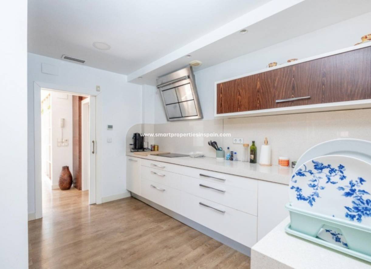 Resale - Detached Villa - La Marina - Urbanización La Marina