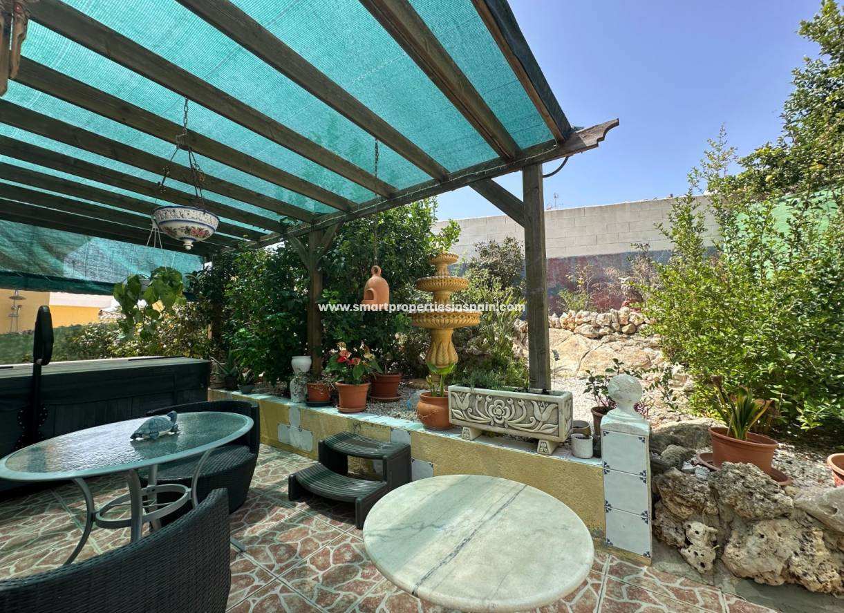 Resale - Detached Villa - La Marina - Urbanización La Marina