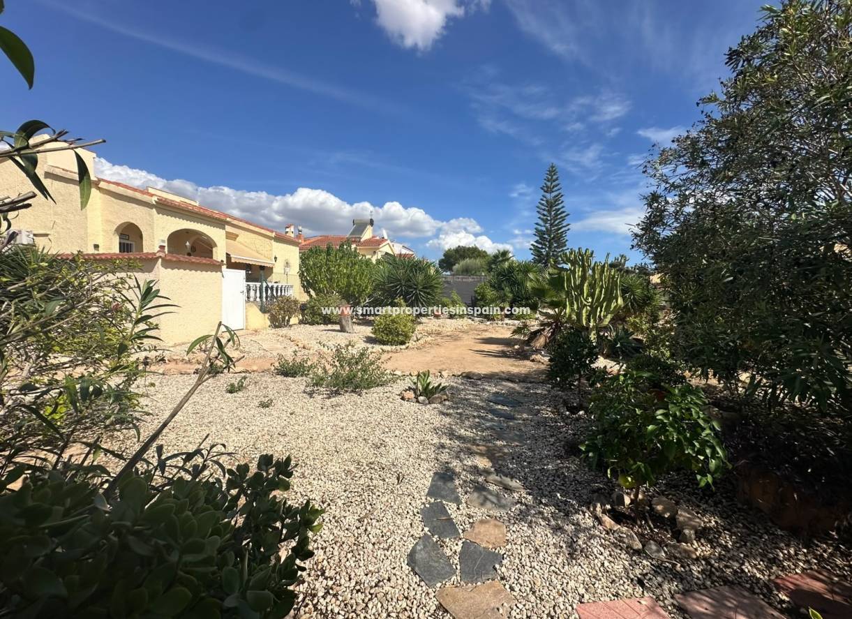 Resale - Detached Villa - La Marina - Urbanización La Marina