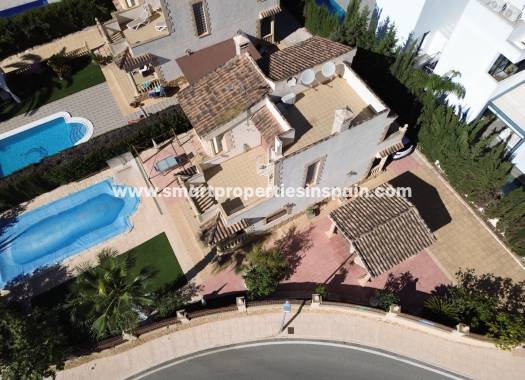 Resale - Detached Villa - La Marina - Urbanización La Marina