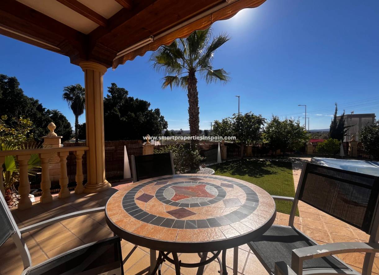 Resale - Detached Villa - La Marina - Urbanización La Marina