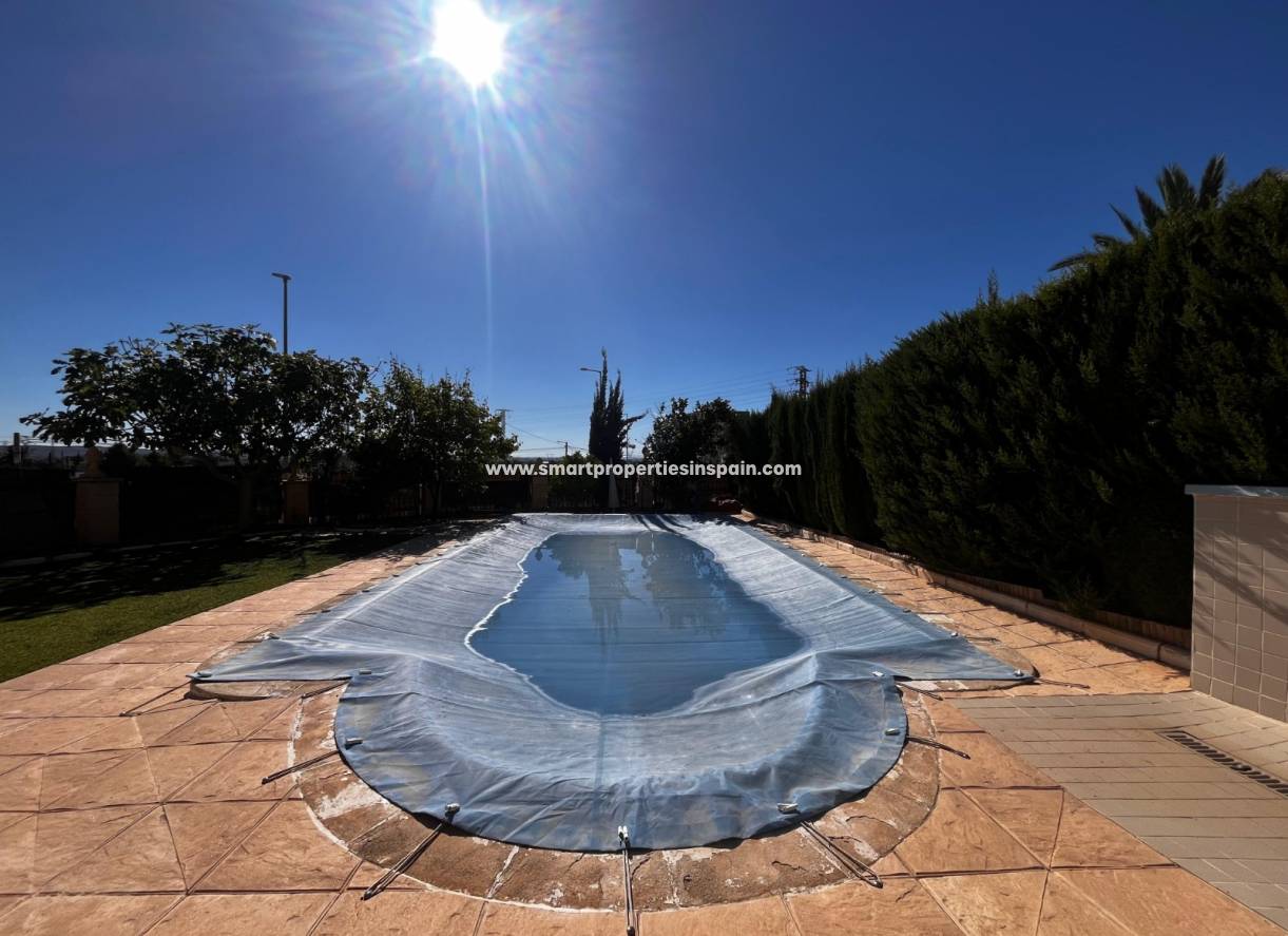 Resale - Detached Villa - La Marina - Urbanización La Marina