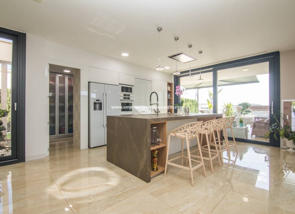 Resale - Detached Villa - Monforte del Cid