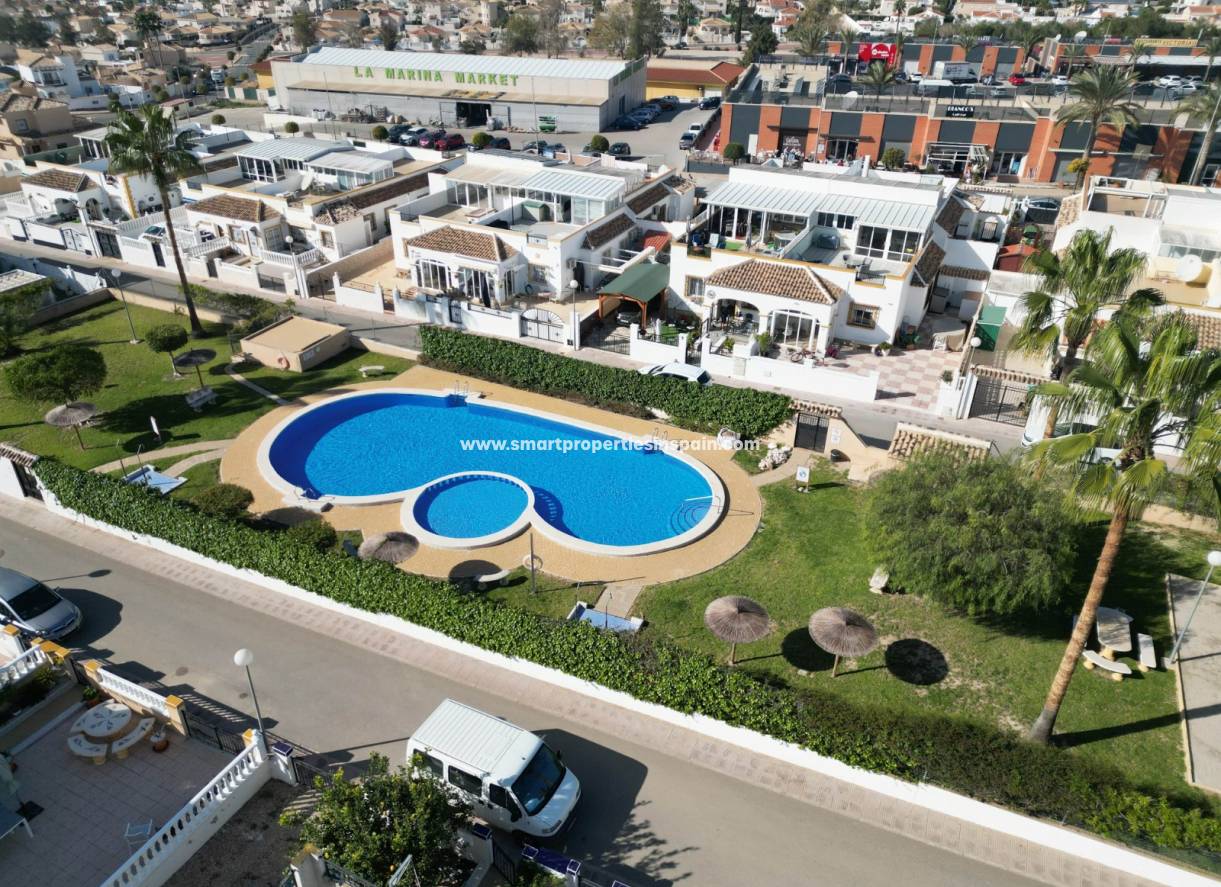 Resale - Quad Villa - La Marina - Urbanización La Marina