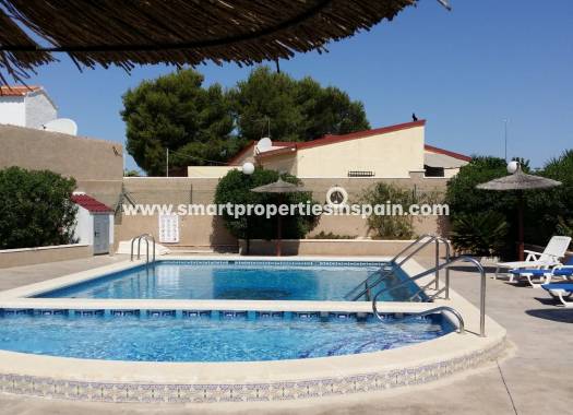 Resale - Quad Villa - La Marina - Urbanización La Marina