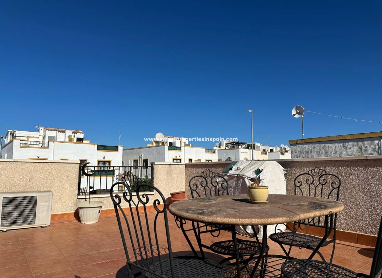 Resale - Quad Villa - La Marina - Urbanización La Marina