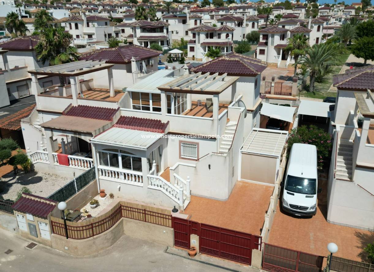 Resale - Semi Detached House - La Marina - Urbanización La Marina