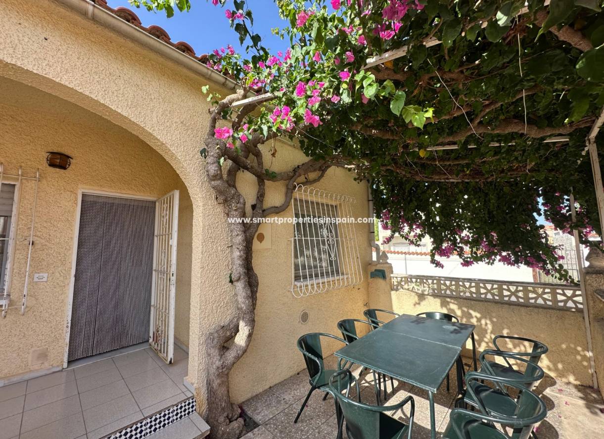 Resale - Semi Detached House - La Marina - Urbanización La Marina