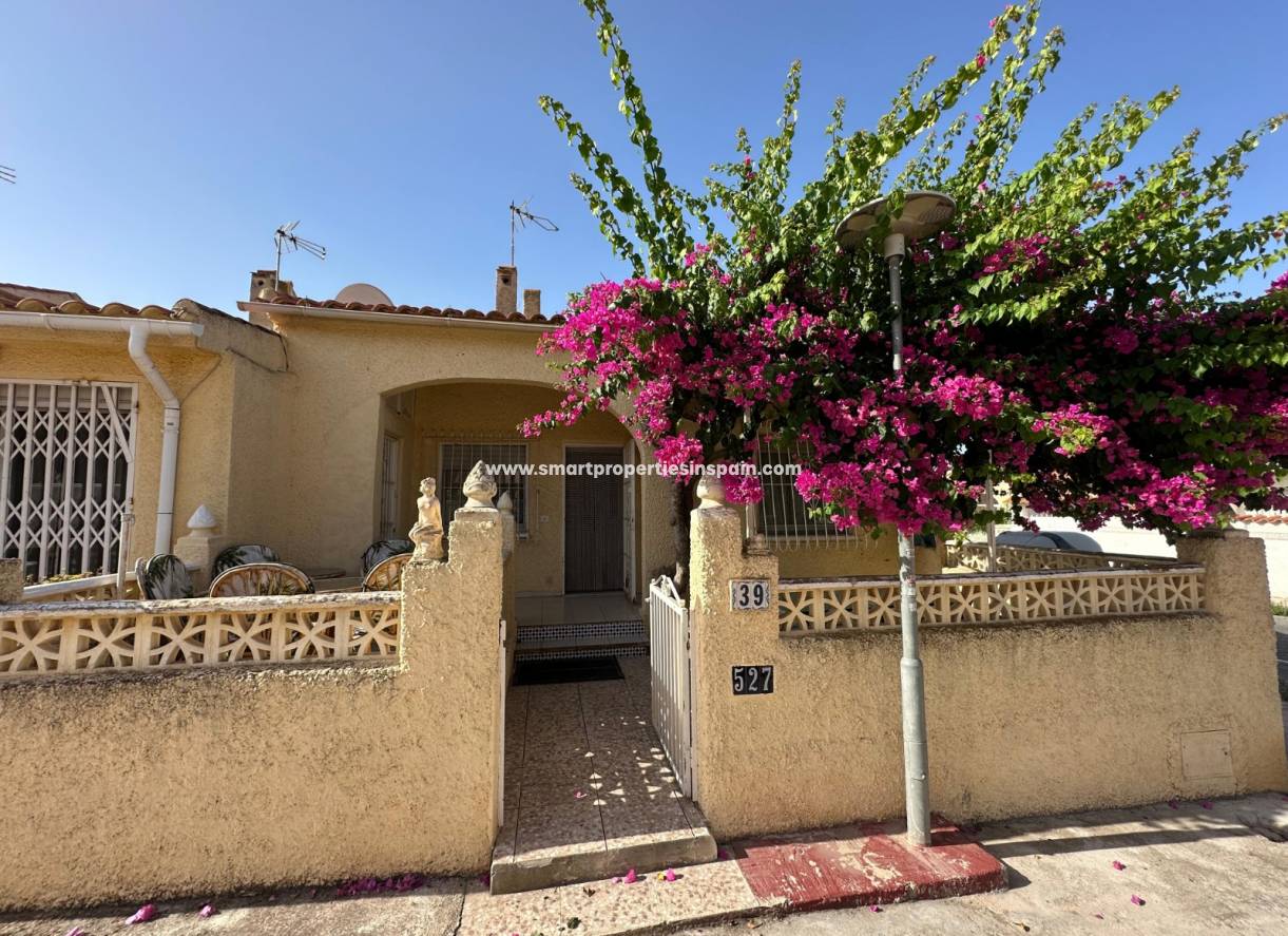 Resale - Semi Detached House - La Marina - Urbanización La Marina