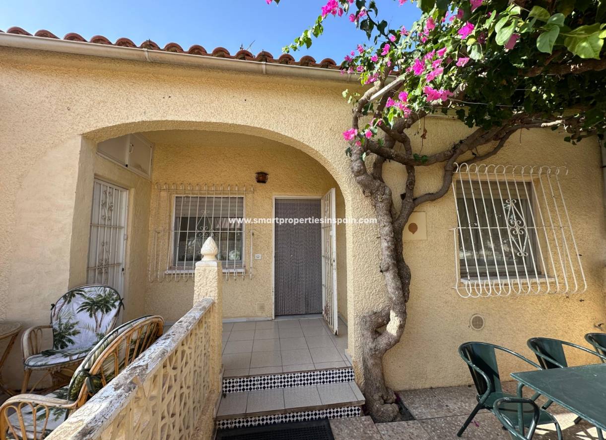 Resale - Semi Detached House - La Marina - Urbanización La Marina