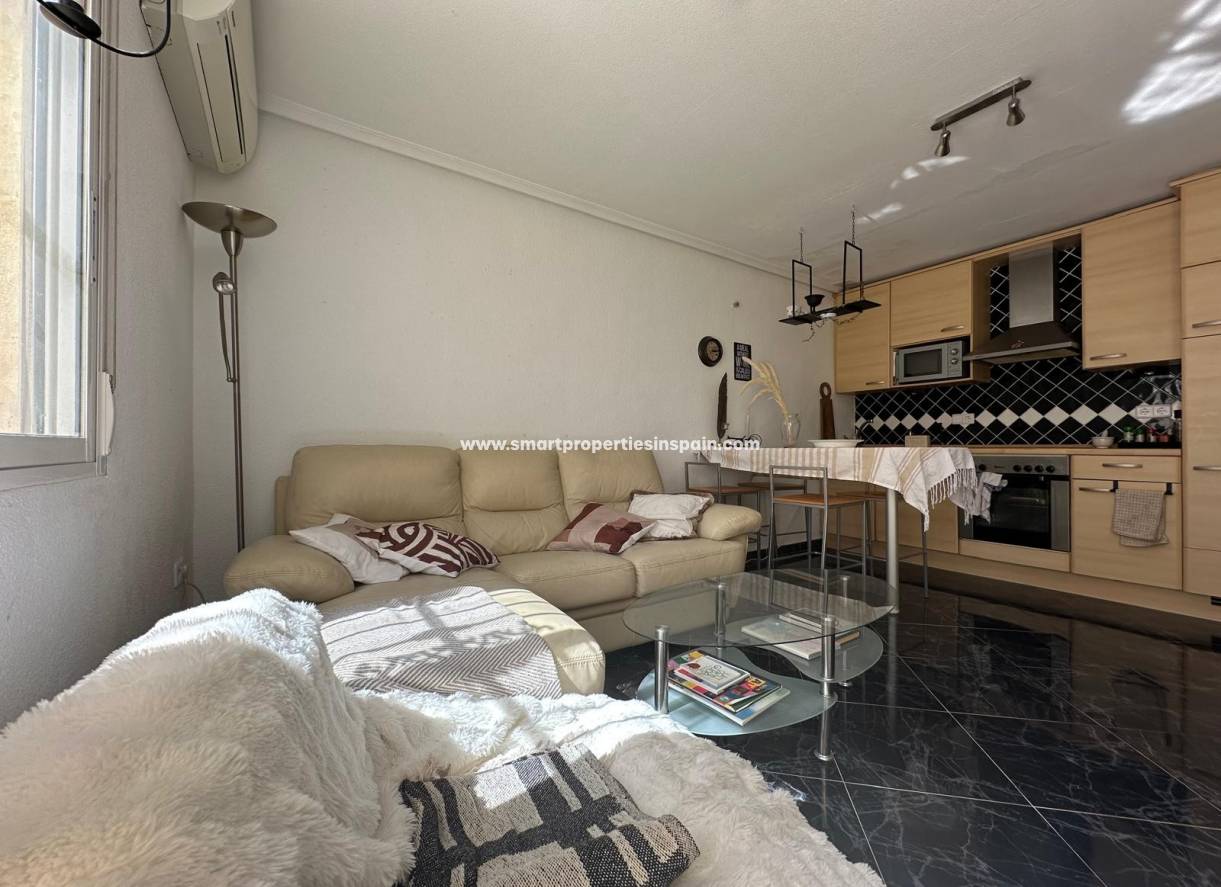 Resale - Semi Detached House - La Marina - Urbanización La Marina