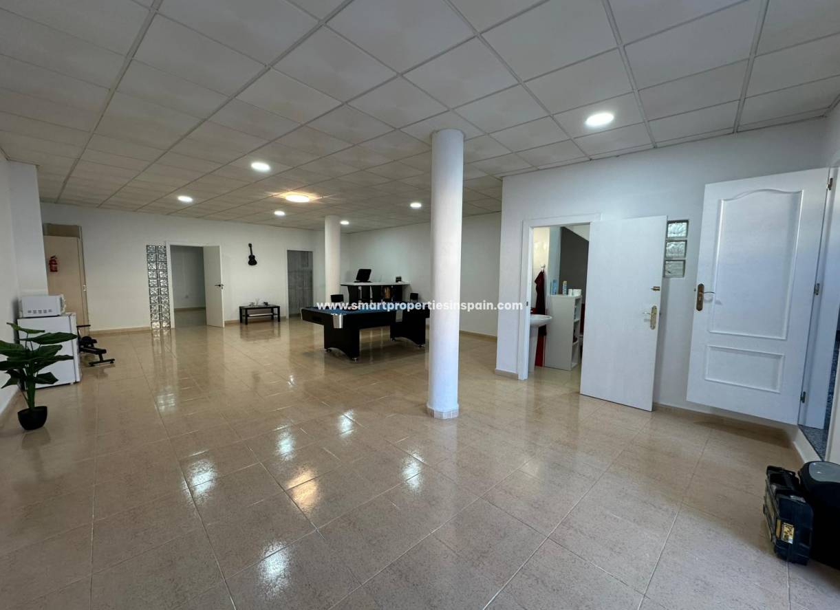 Resale - Semi Detached Villa - Benijofar