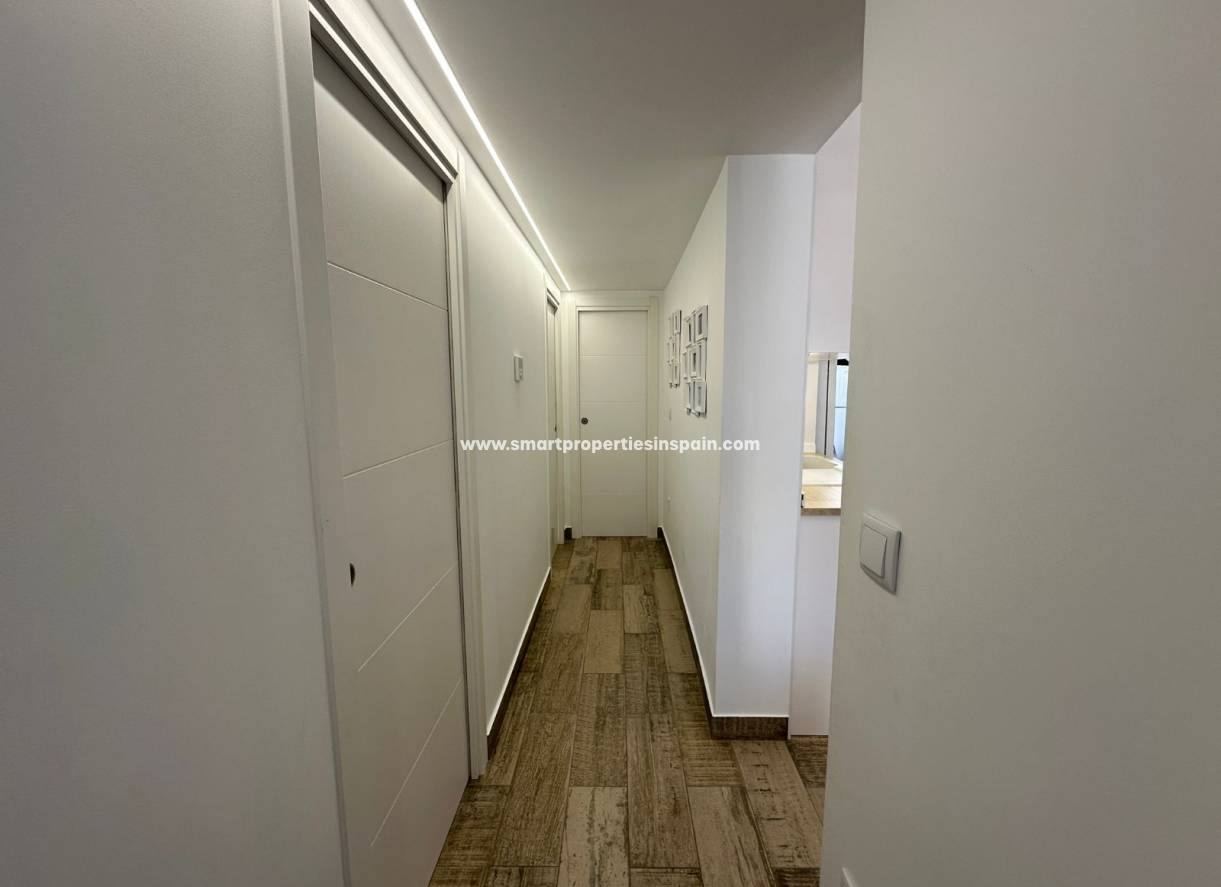 Resale - Semi Detached Villa - La Marina - Urbanización La Marina