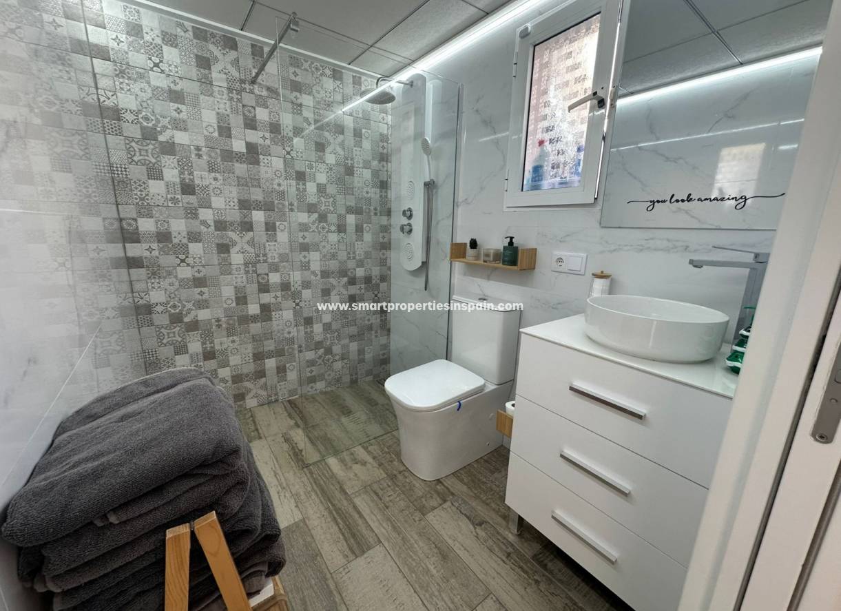 Resale - Semi Detached Villa - La Marina - Urbanización La Marina