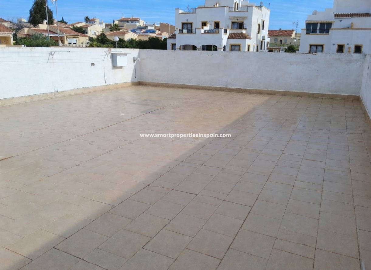 Resale - Semi Detached Villa - La Marina - Urbanización La Marina