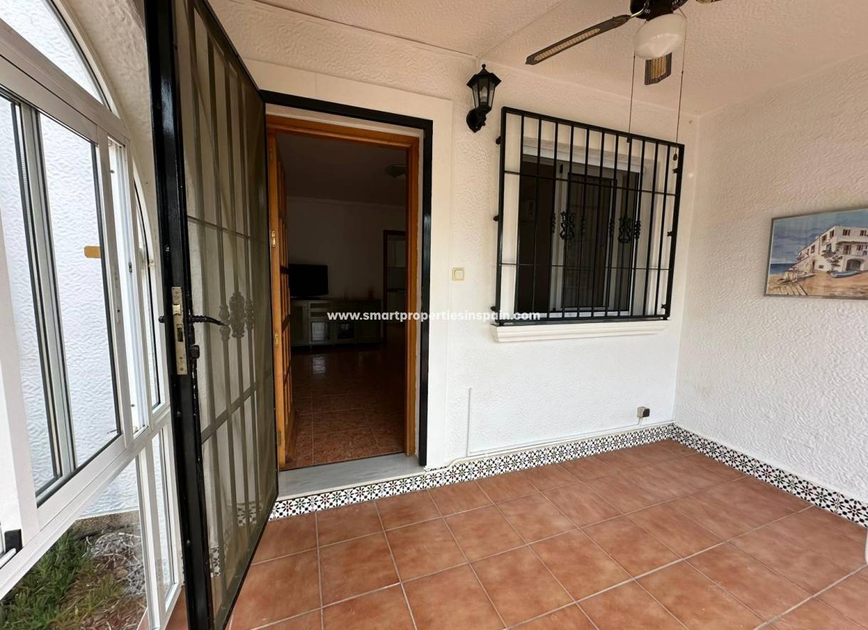 Resale - Semi Detached Villa - La Marina - Urbanización La Marina