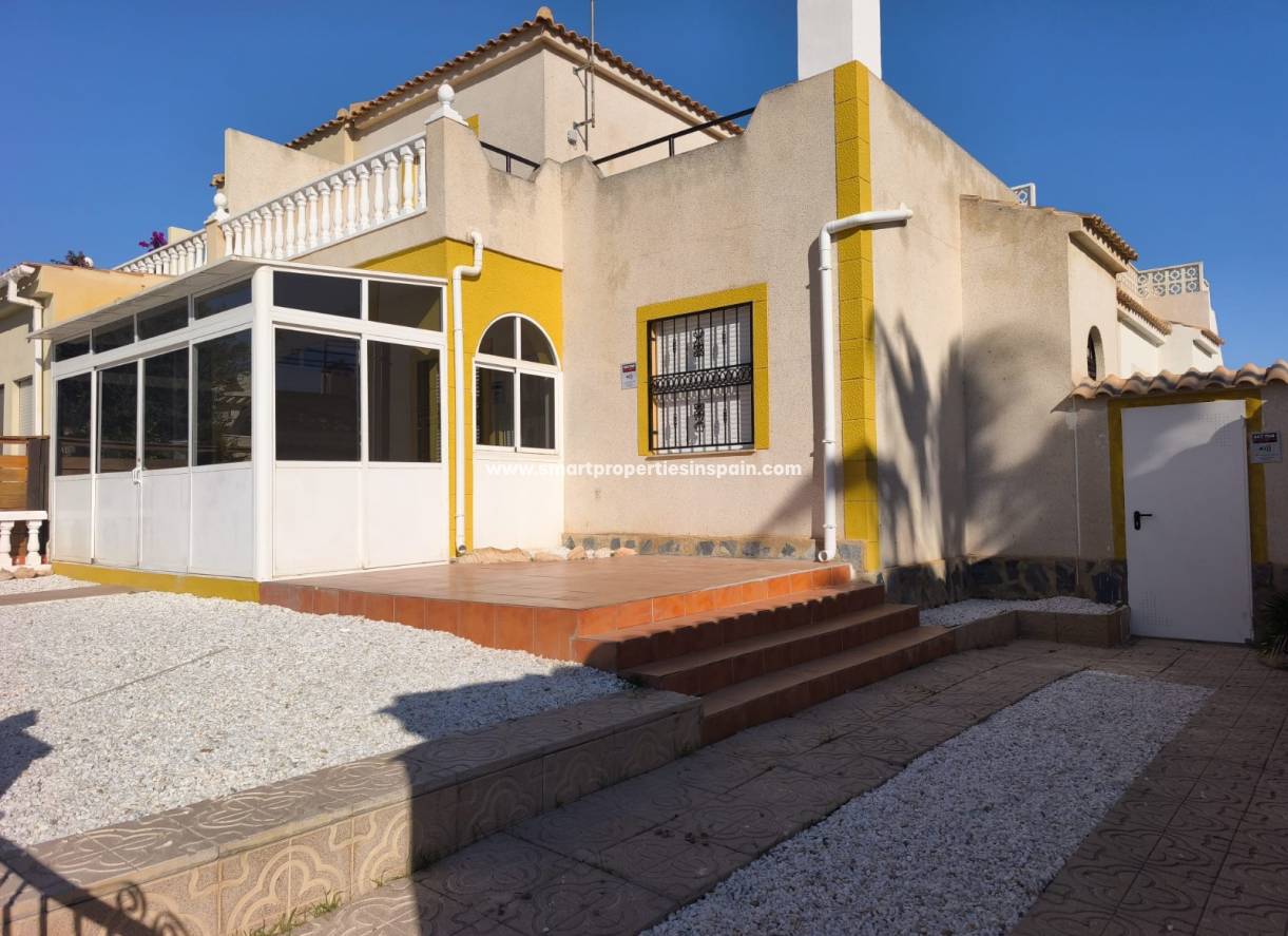 Resale - Semi Detached Villa - Orihuela Costa