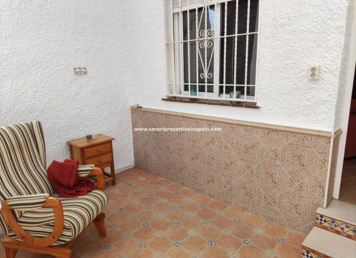 Resale - Town House - La Marina - Urbanización La Marina
