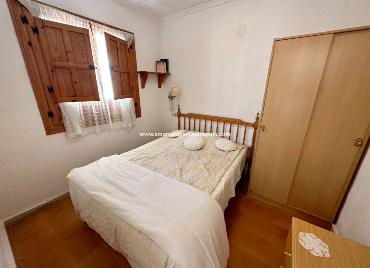 Resale - Town House - La Marina - Urbanización La Marina