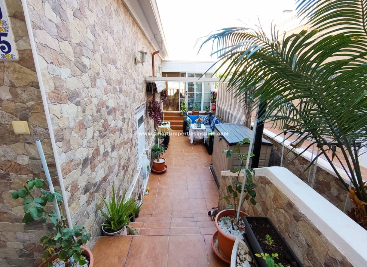 Resale - Townhouse - Guardamar  - Urb. Campomar Playa