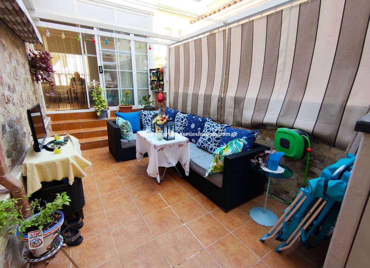 Resale - Townhouse - Guardamar  - Urb. Campomar Playa