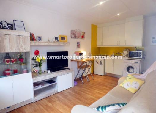 Resale - Townhouse - La Marina - Urbanización La Marina