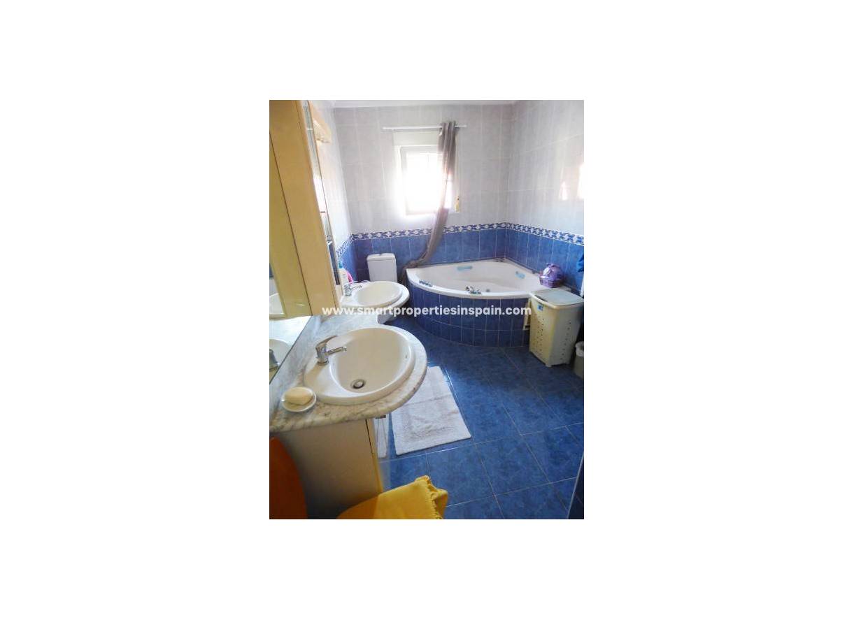 Resale - Townhouse - La Marina - Urbanización La Marina