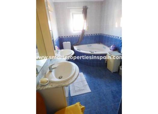 Resale - Townhouse - La Marina - Urbanización La Marina