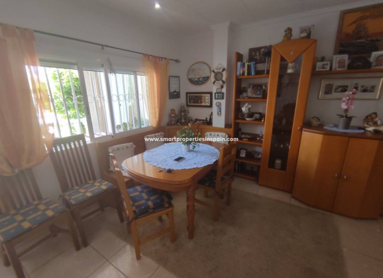 Resale - Townhouse - La Marina - Urbanización La Marina