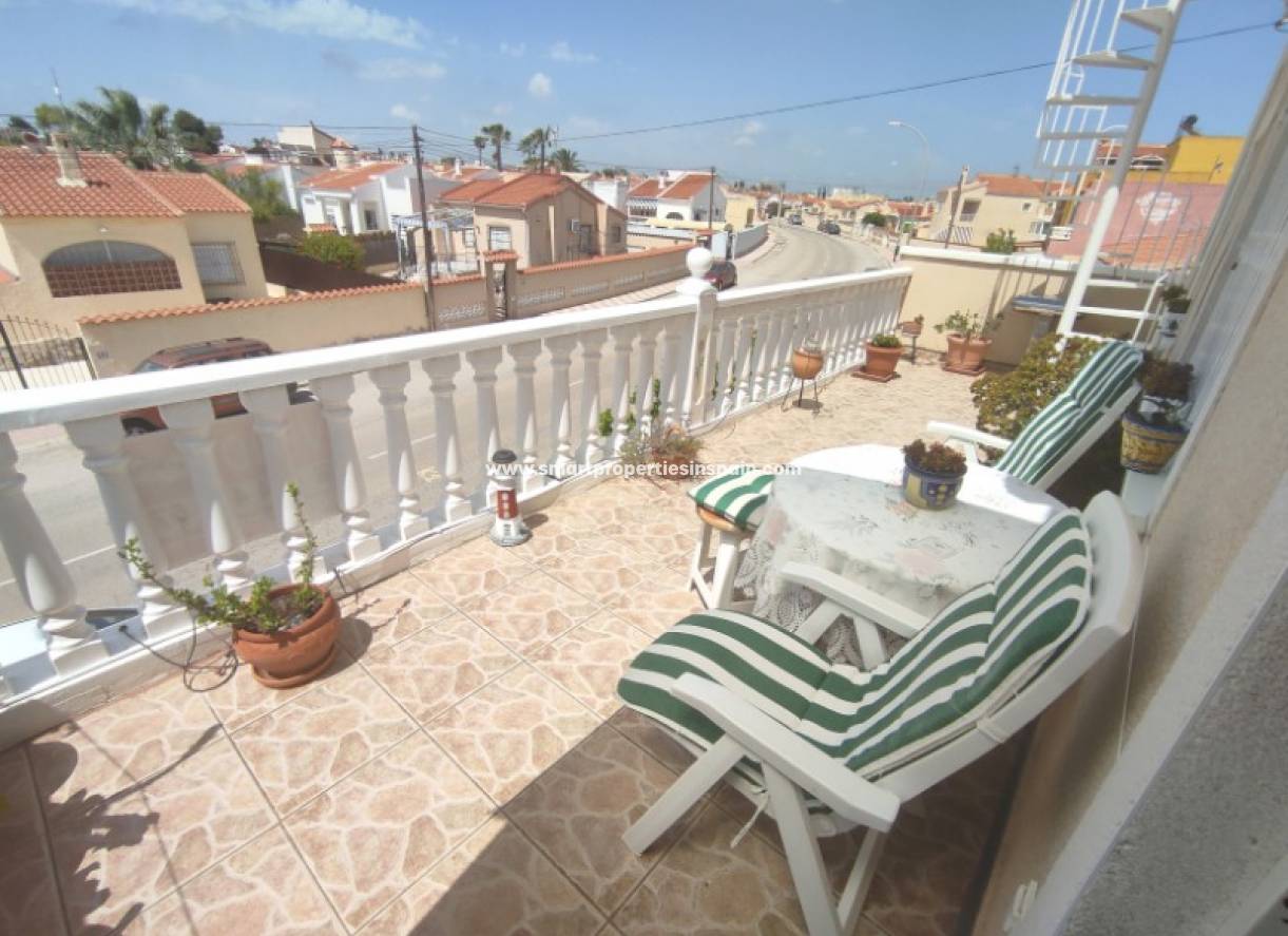 Resale - Townhouse - La Marina - Urbanización La Marina