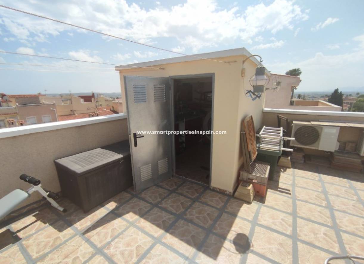 Resale - Townhouse - La Marina - Urbanización La Marina