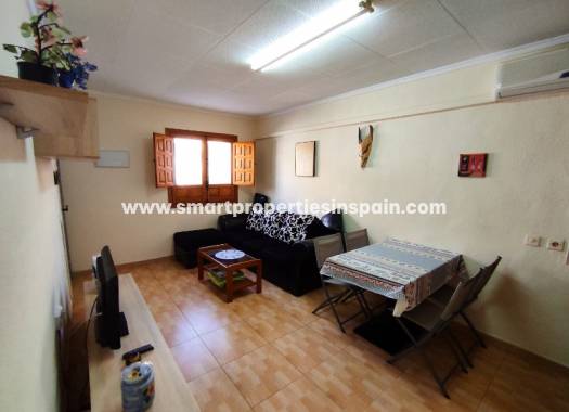 Resale - Townhouse - La Marina - Urbanización La Marina