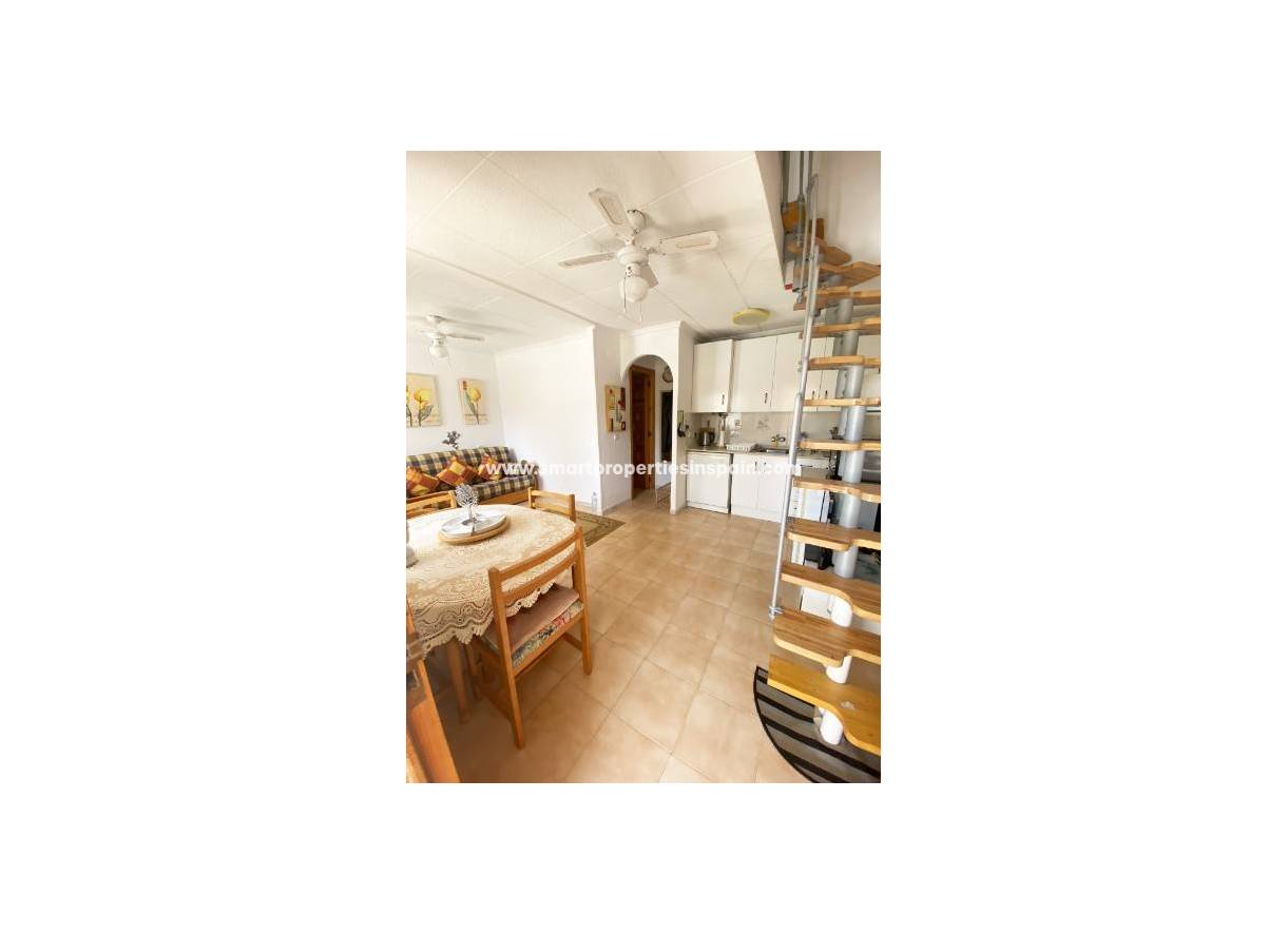 Resale - Townhouse - La Marina - Urbanización La Marina