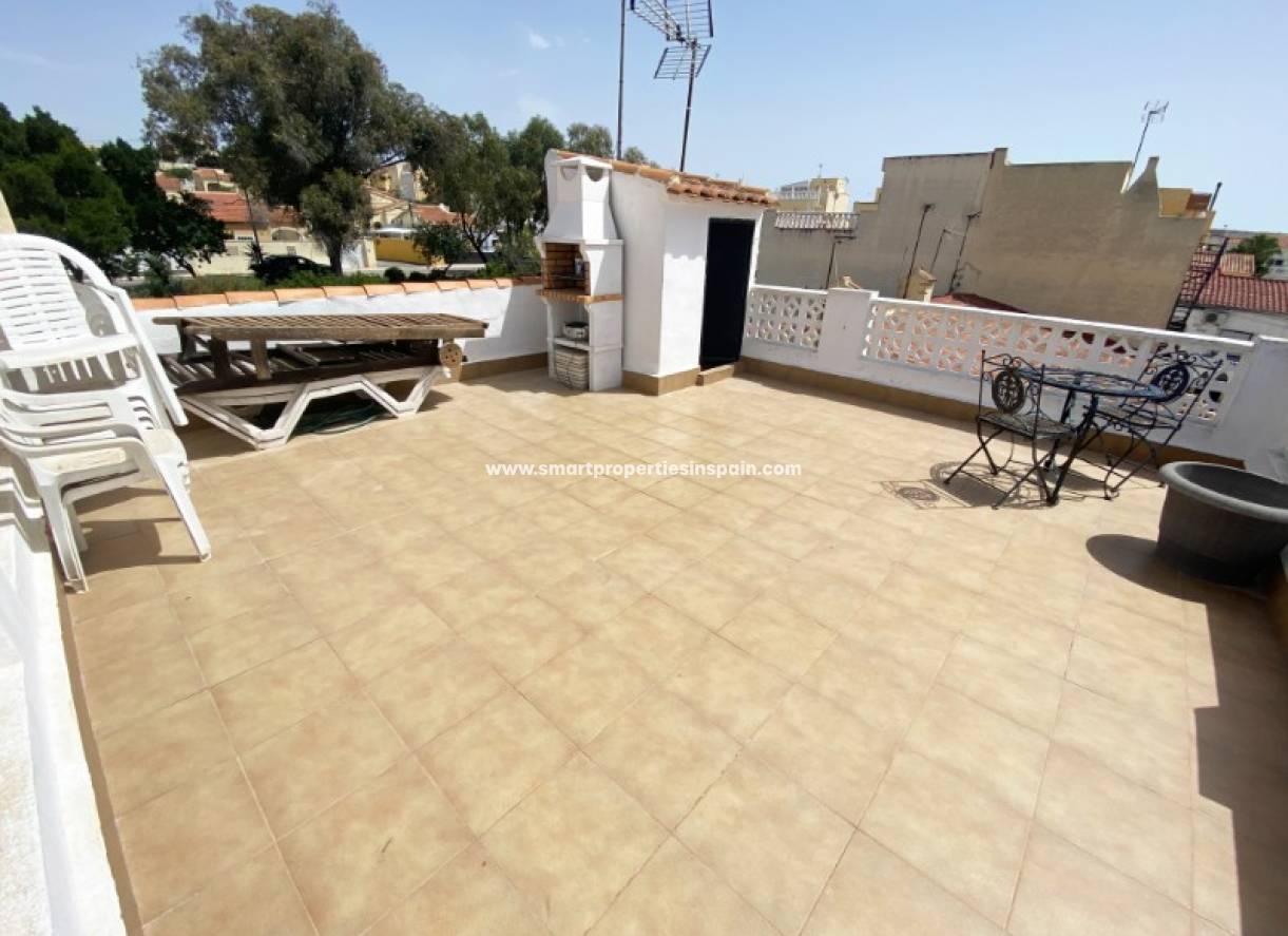 Resale - Townhouse - La Marina - Urbanización La Marina