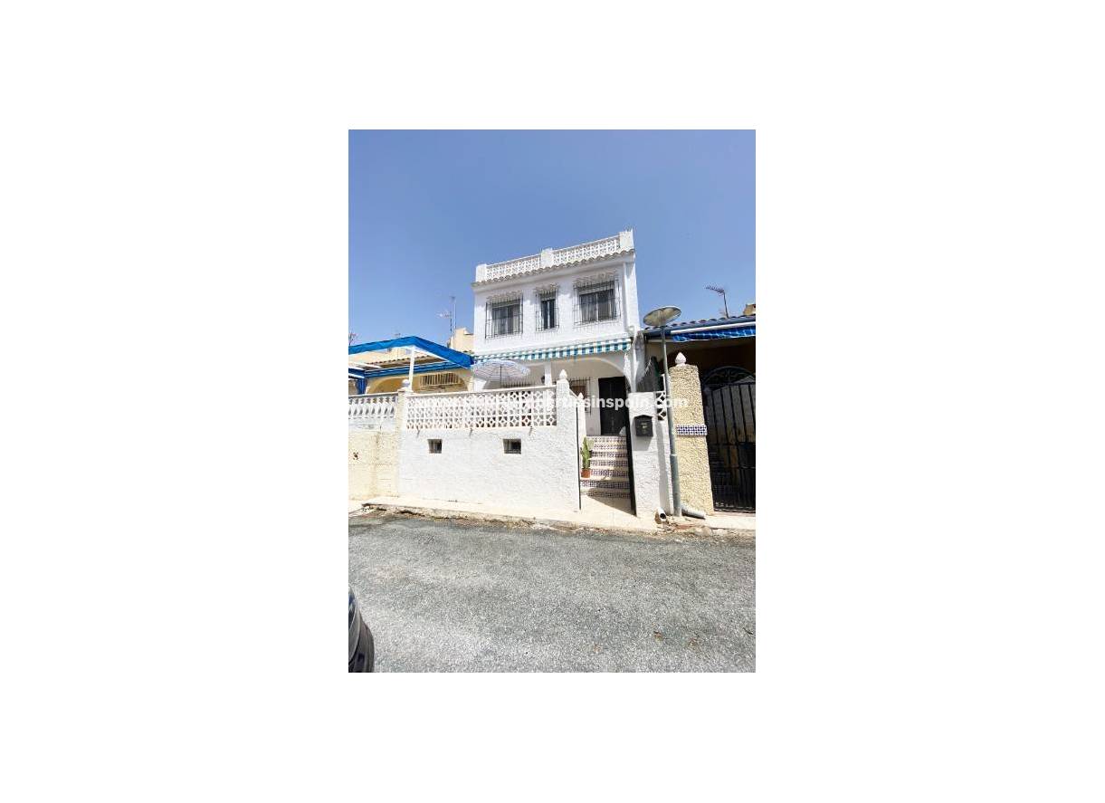 Resale - Townhouse - La Marina - Urbanización La Marina