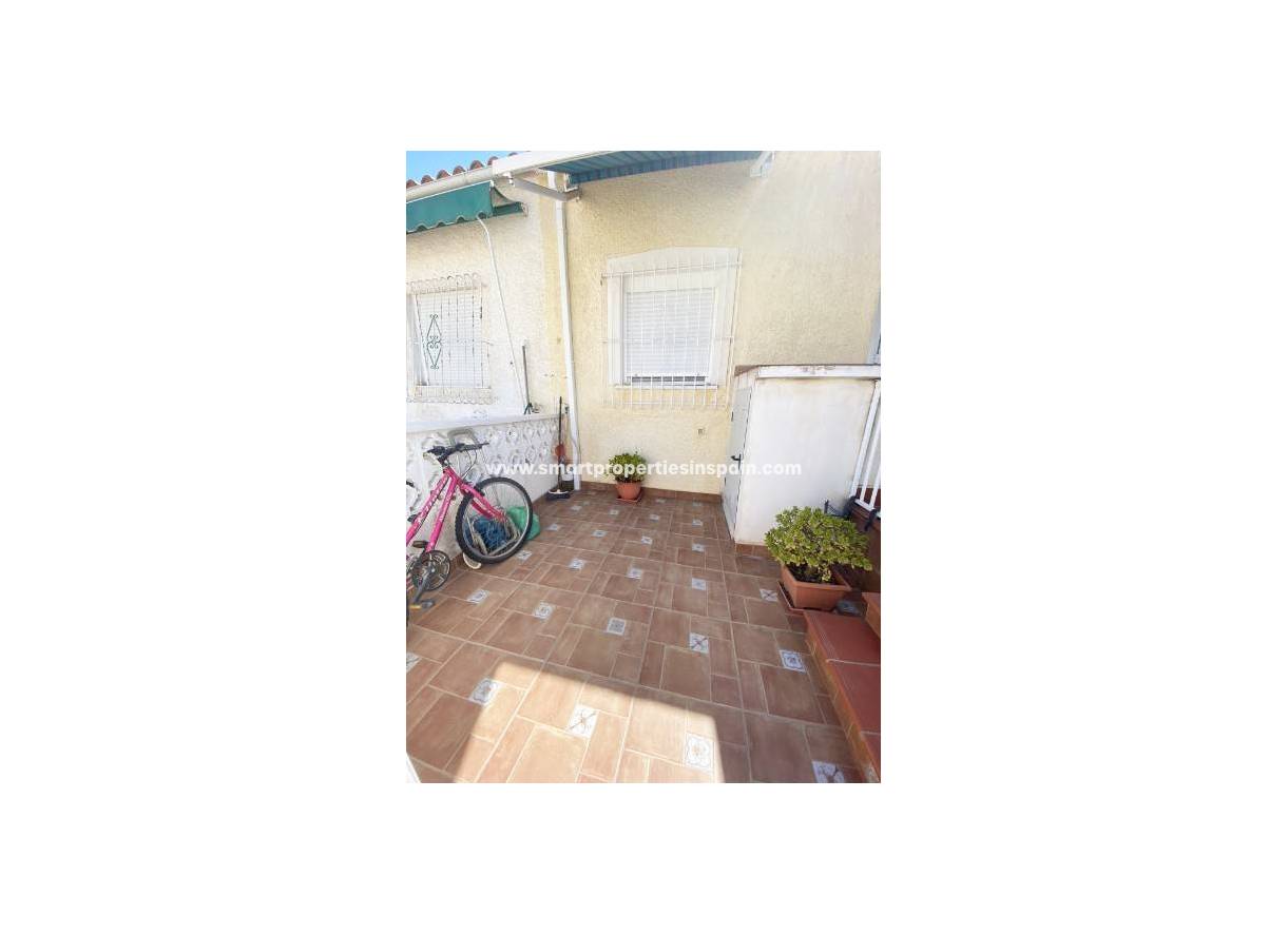 Resale - Townhouse - La Marina - Urbanización La Marina