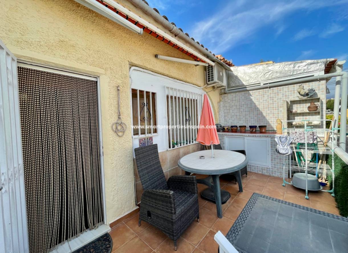 Resale - Townhouse - La Marina - Urbanización La Marina