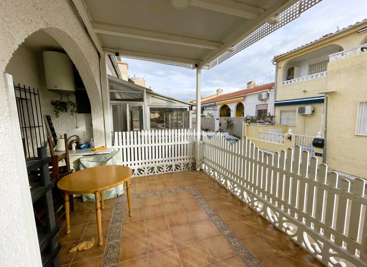 Resale - Townhouse - La Marina - Urbanización La Marina