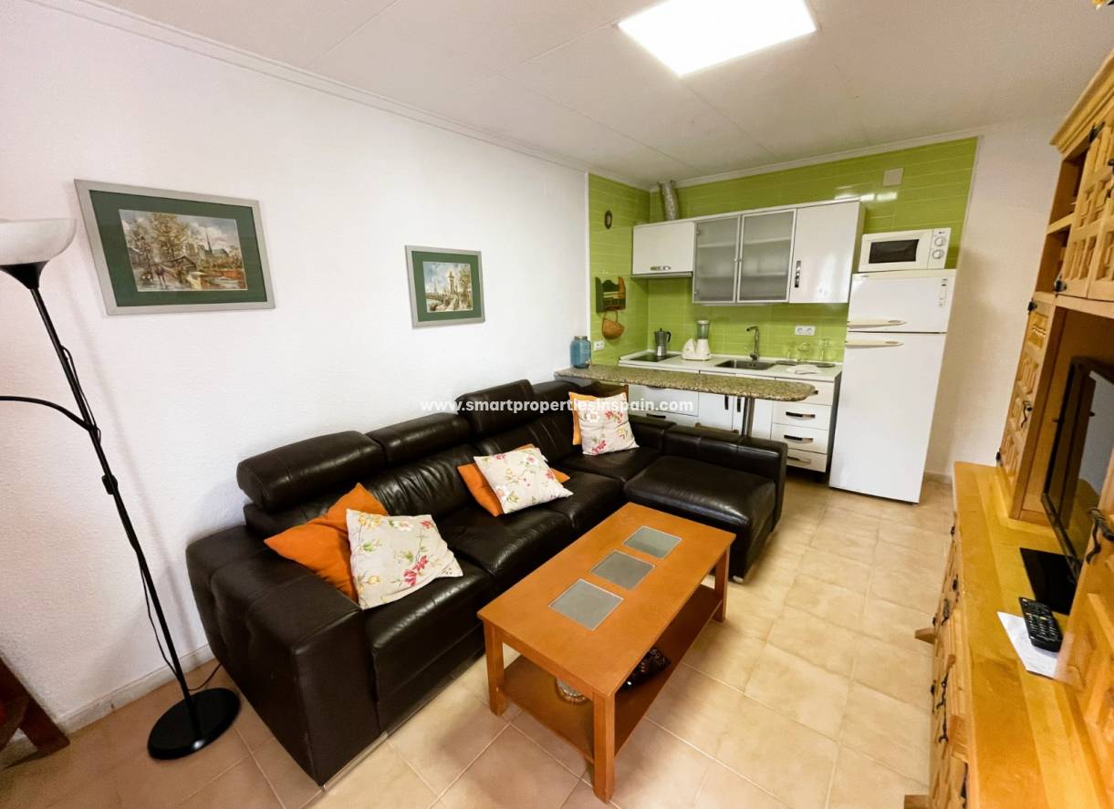 Resale - Townhouse - La Marina - Urbanización La Marina