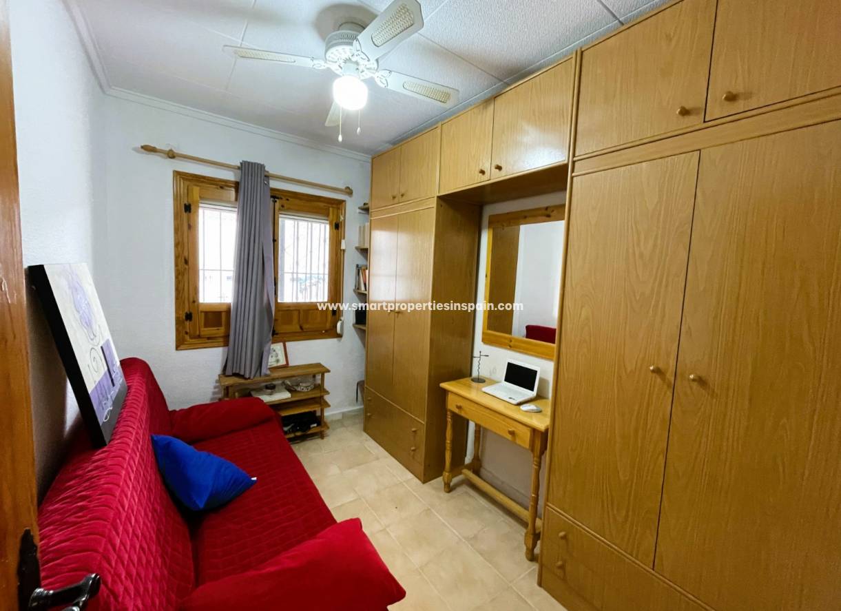 Resale - Townhouse - La Marina - Urbanización La Marina