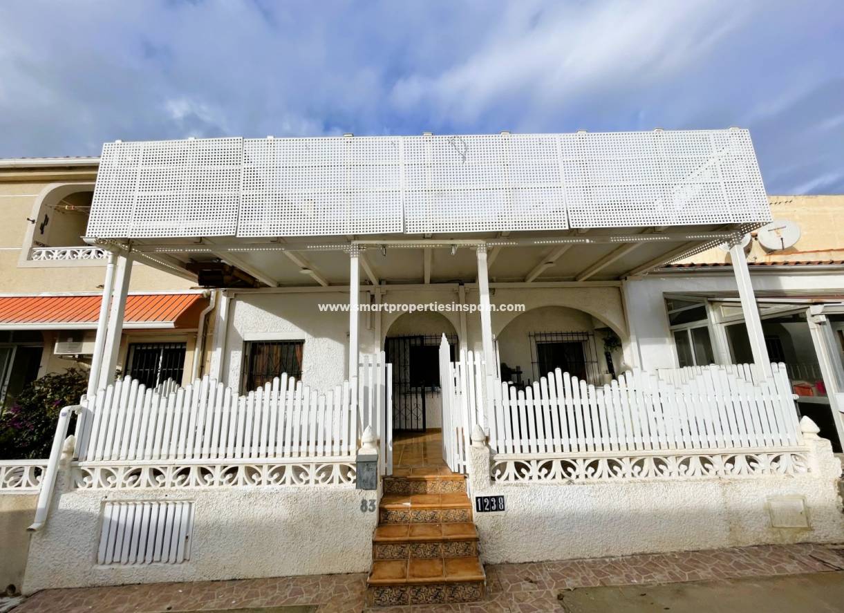 Resale - Townhouse - La Marina - Urbanización La Marina