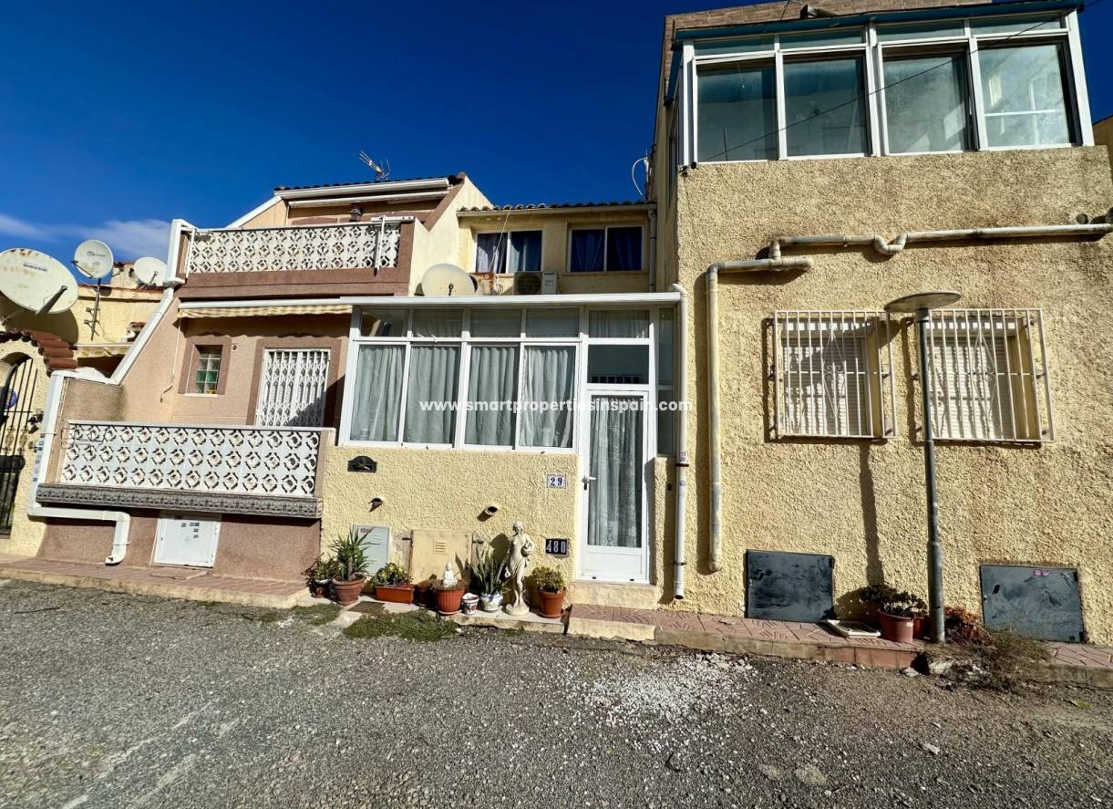 Resale - Townhouse - La Marina - Urbanización La Marina