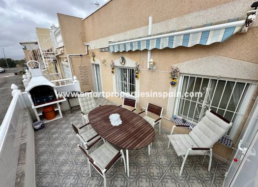 Resale - Townhouse - La Marina - Urbanización La Marina